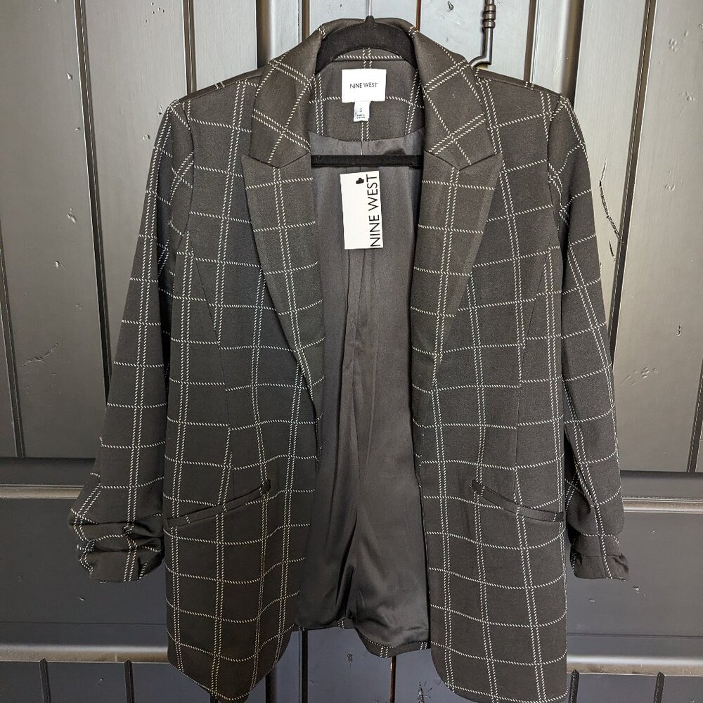 Small Women's Nine West Blazer NWT